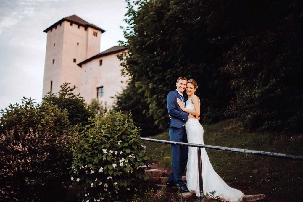 Brautpaar auf Burg Lockenhaus