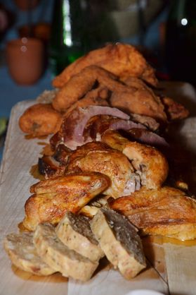 Ritteressen auf Burg Lockenhaus im Burgenland